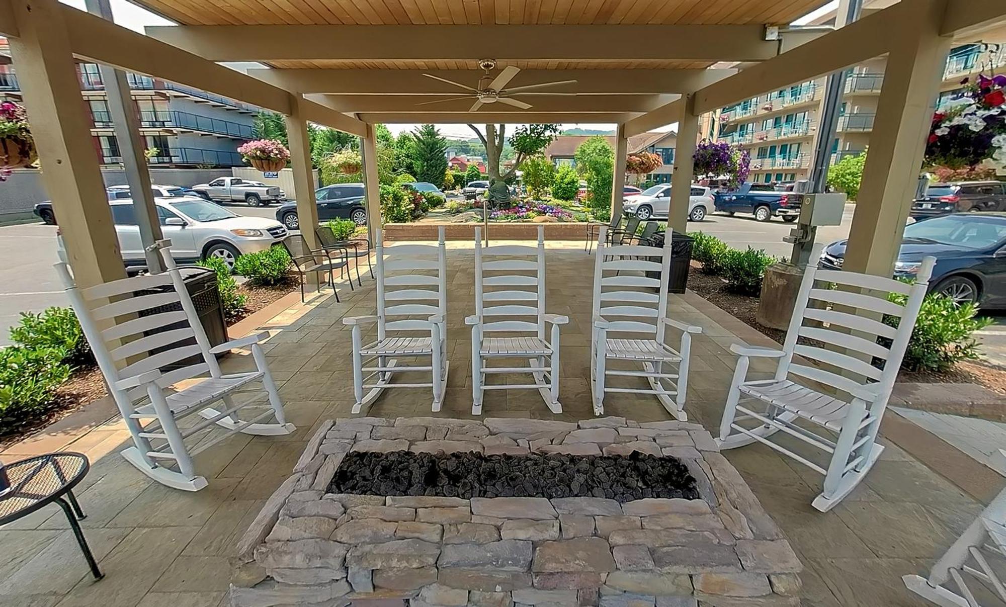 Arbors At Island Landing Hotel & Suites Pigeon Forge Dış mekan fotoğraf